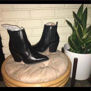 Black size 7 ASOS boots - NEVER WORN!